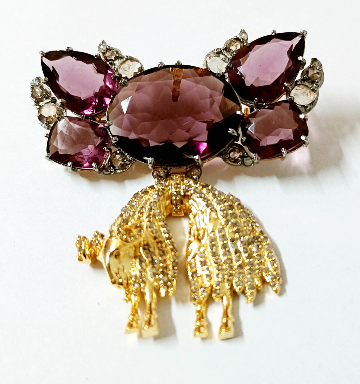 Sparkling Cubic Zircon Silver Topaz Brooch for Party Wear