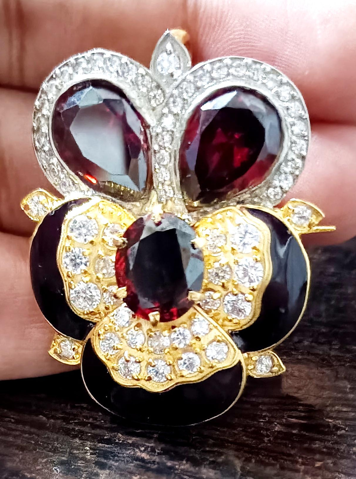 Classic Cubic Zircon Sterling Silver Garnet Brooch for Special Occasion