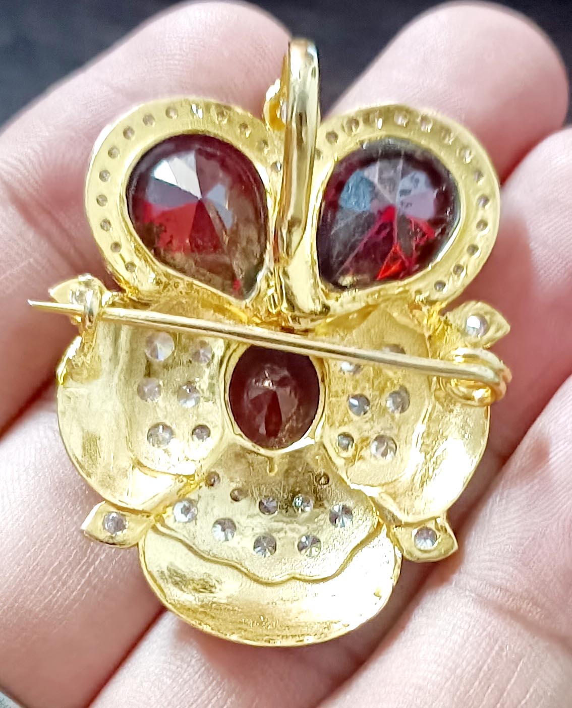 Classic Cubic Zircon Sterling Silver Garnet Brooch for Special Occasion
