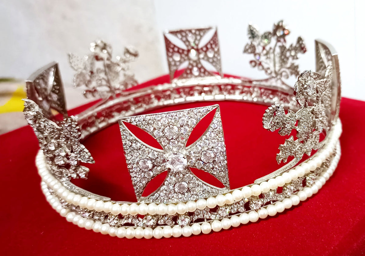 Luxury Cubic Zirconia 925 Sterling Silver Tiara Crown for Women | Elegant Princess Bridal Wedding Hair Jewelry