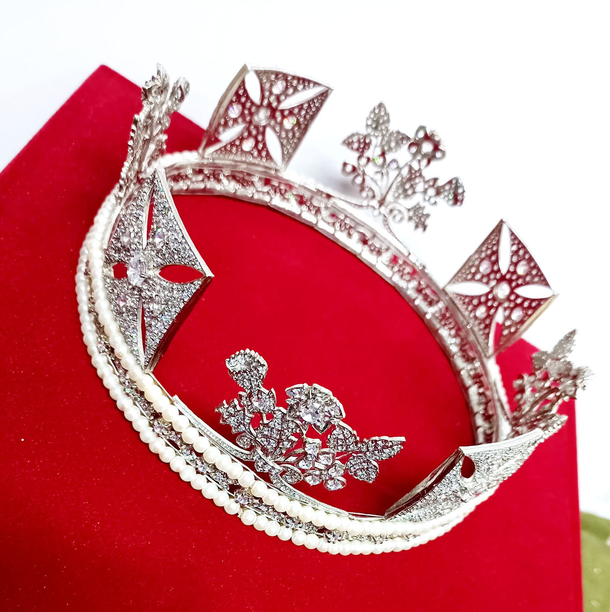 Luxury Cubic Zirconia 925 Sterling Silver Tiara Crown for Women | Elegant Princess Bridal Wedding Hair Jewelry