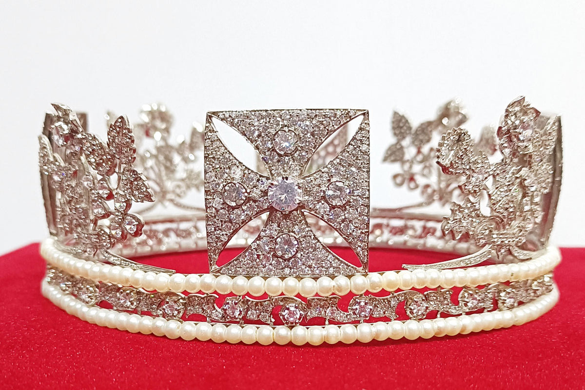 Luxury Cubic Zirconia 925 Sterling Silver Tiara Crown for Women | Elegant Princess Bridal Wedding Hair Jewelry