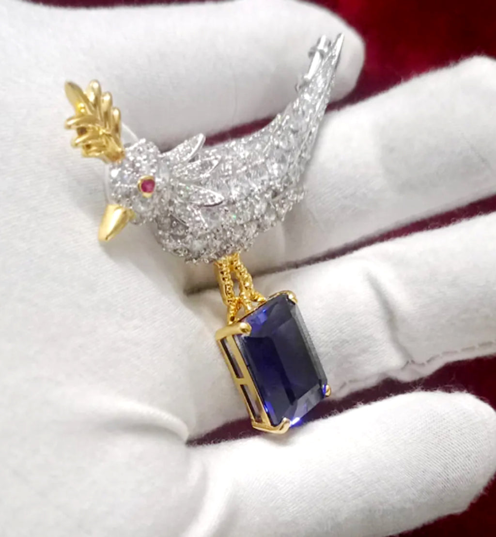 Blue Sapphire Zircon 925 Sterling silver Bird – Elegant Bird Shaped Statement Jewelry Pin