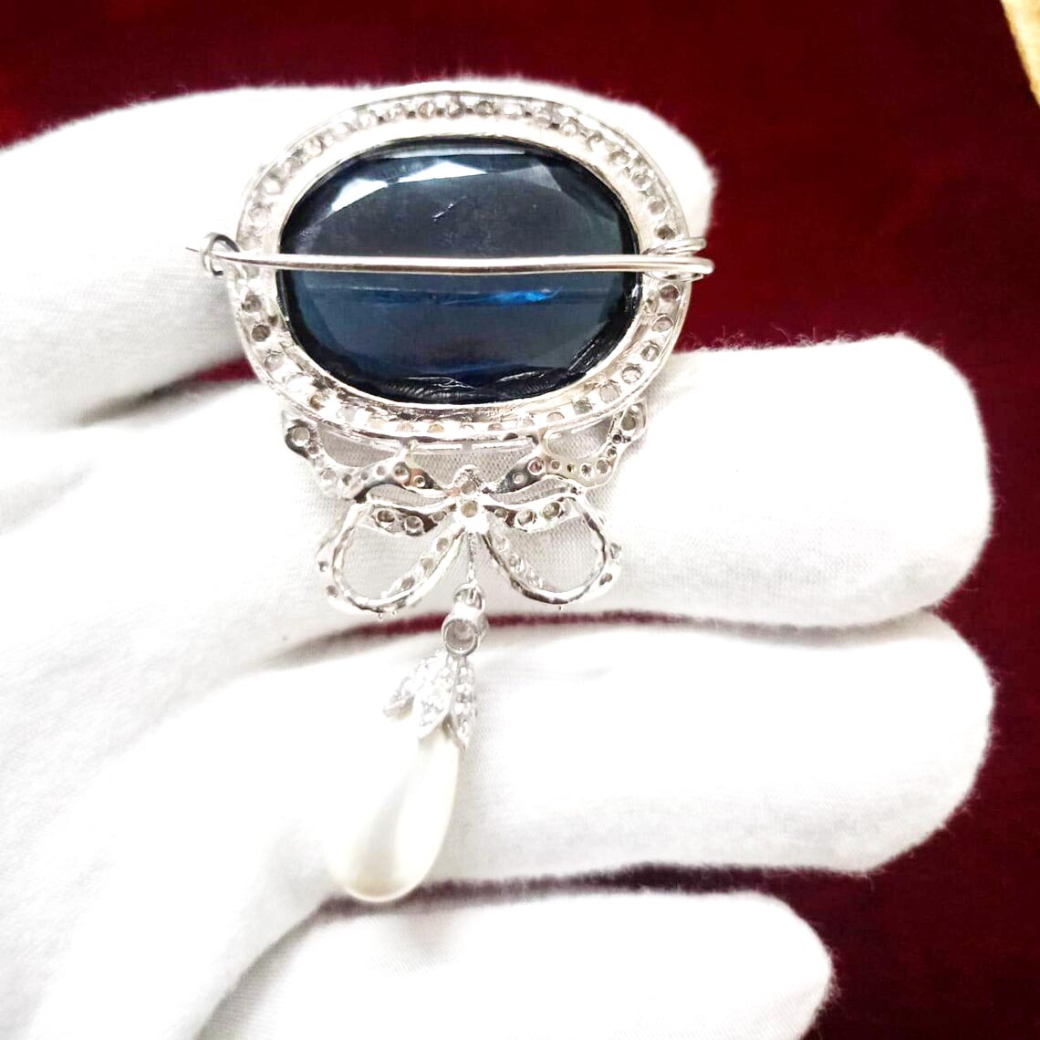 Diamond 925 Silver Blue Sapphire Brooch – Elegant Designer Jewelry Pin